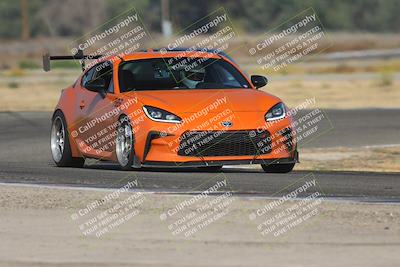 media/Sep-20-2025-Extreme Speed (Sat) [[1fcc23683c]]/Orange (Mid Intermediate)/Session 1 (Sunset)/